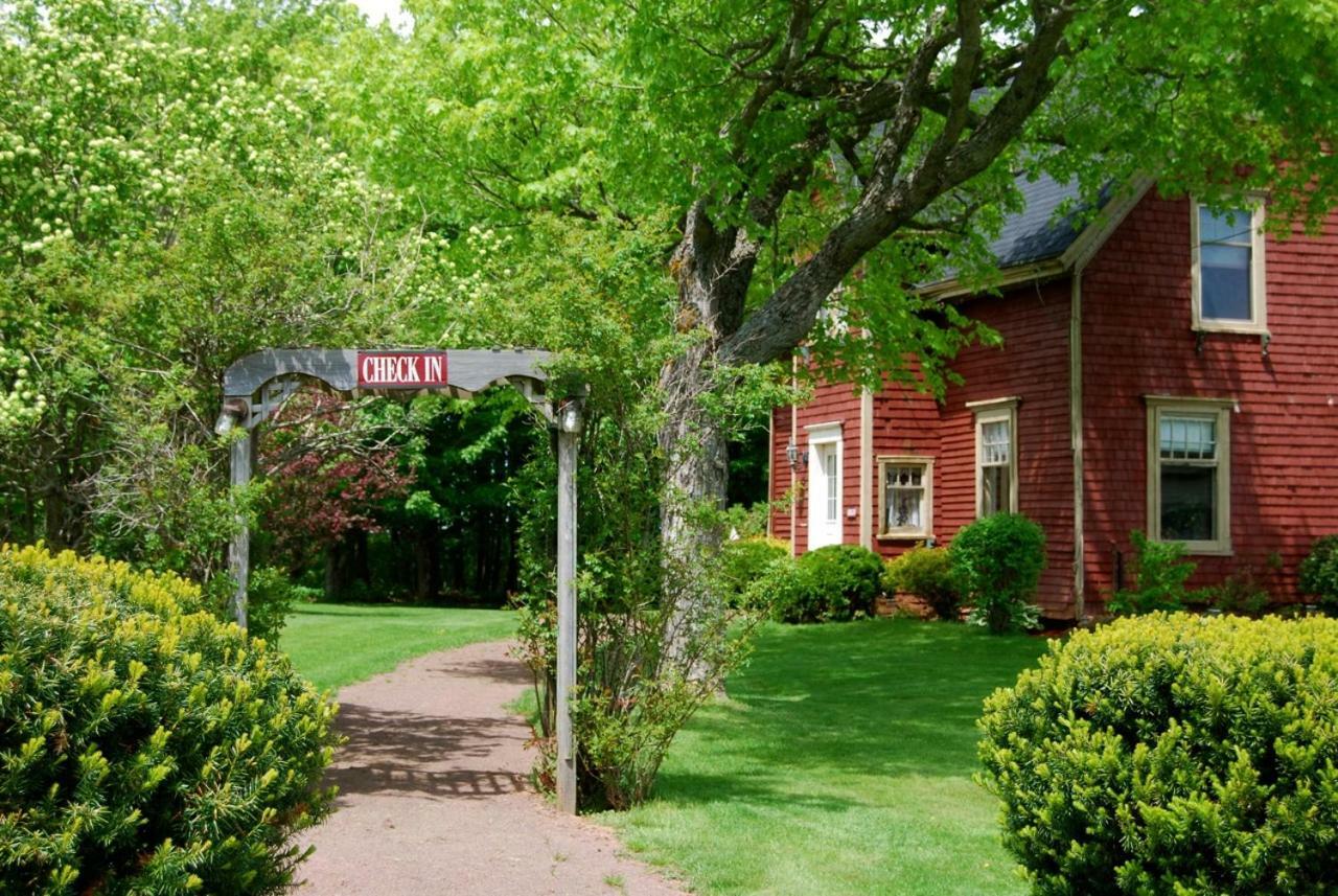 Bugaboo Cottages 서머사이드 외부 사진